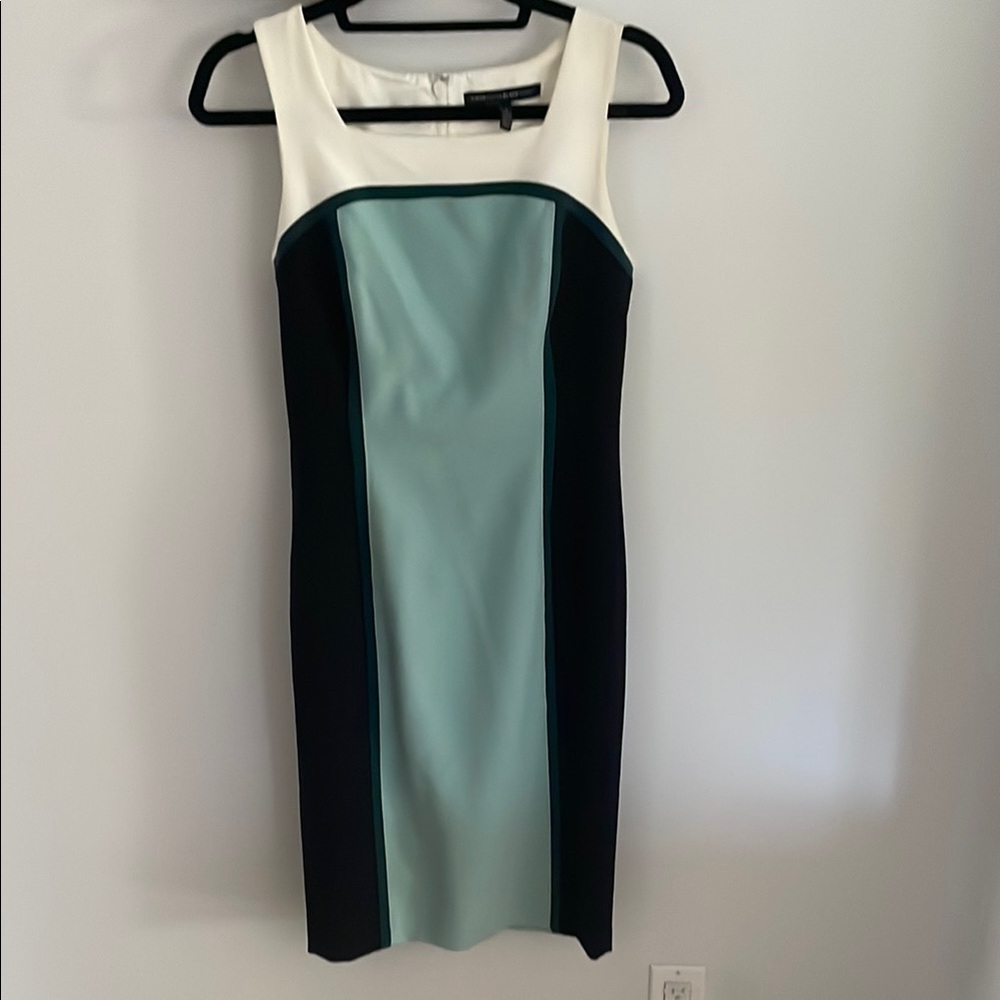 Elegant Colorblock Sheath Dress